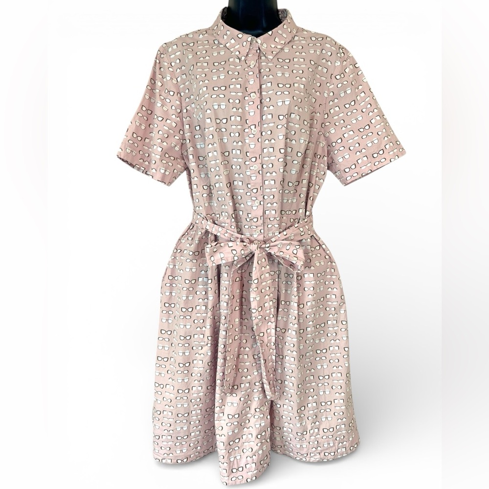 Boden Lunette dress in light pink with a glasses print